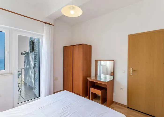 Apartment Baska Voda 301A
