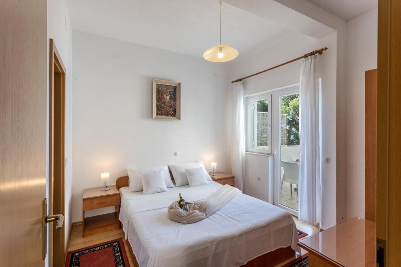 301a Apartment